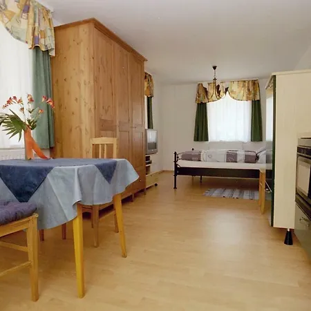 Appartement Haus Lenz - Fam Ostermann Puchberg am Schneeberg