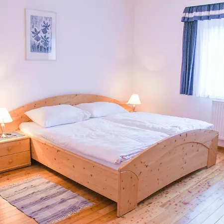 Haus Lenz - Fam Ostermann * Пухберг-ам-Шнеберг